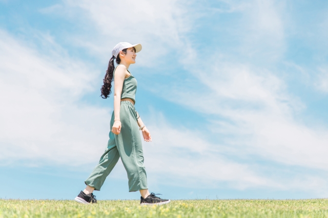 綺麗な姿勢の女性